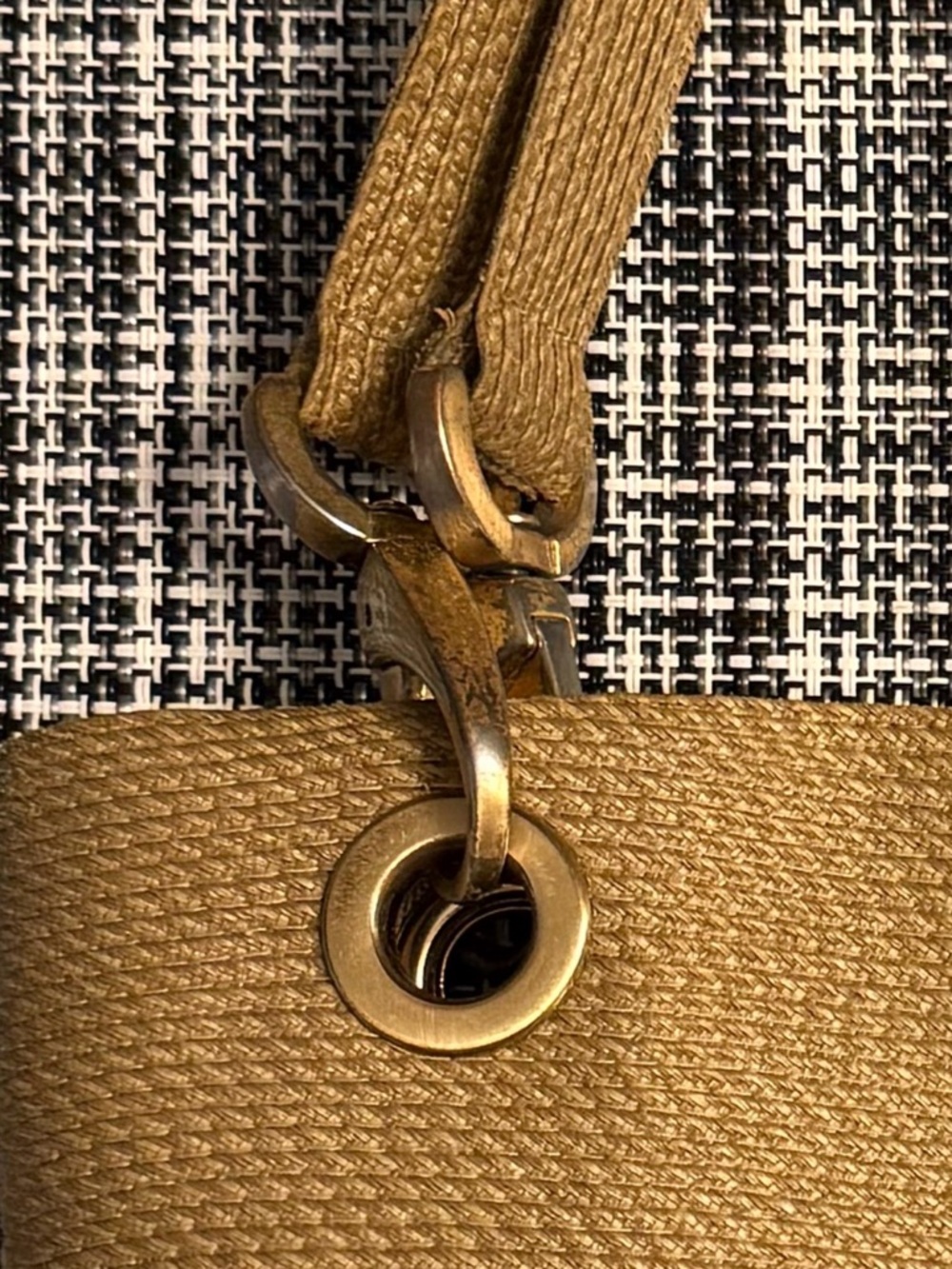 ERIC JAVITS Raffia Bucket Bag Neutral Straw Shoulder Tote - Picture 8 of 8